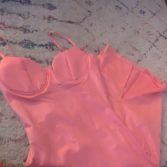 LINED SWEETHEART PINK DRESS - Picture 7 of 8